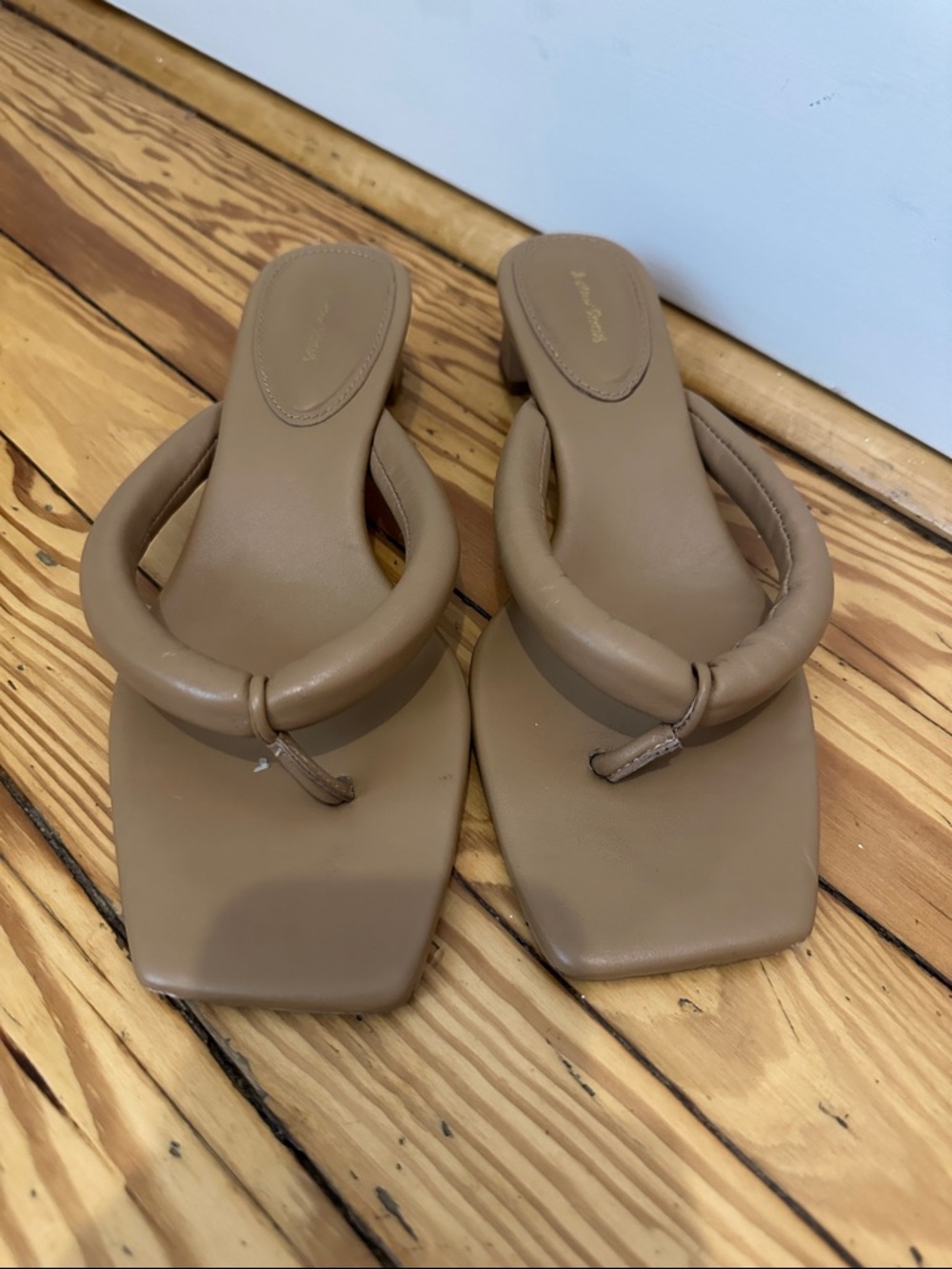 & other stories Women's Tan Square-Toe Padded Thong Sandals